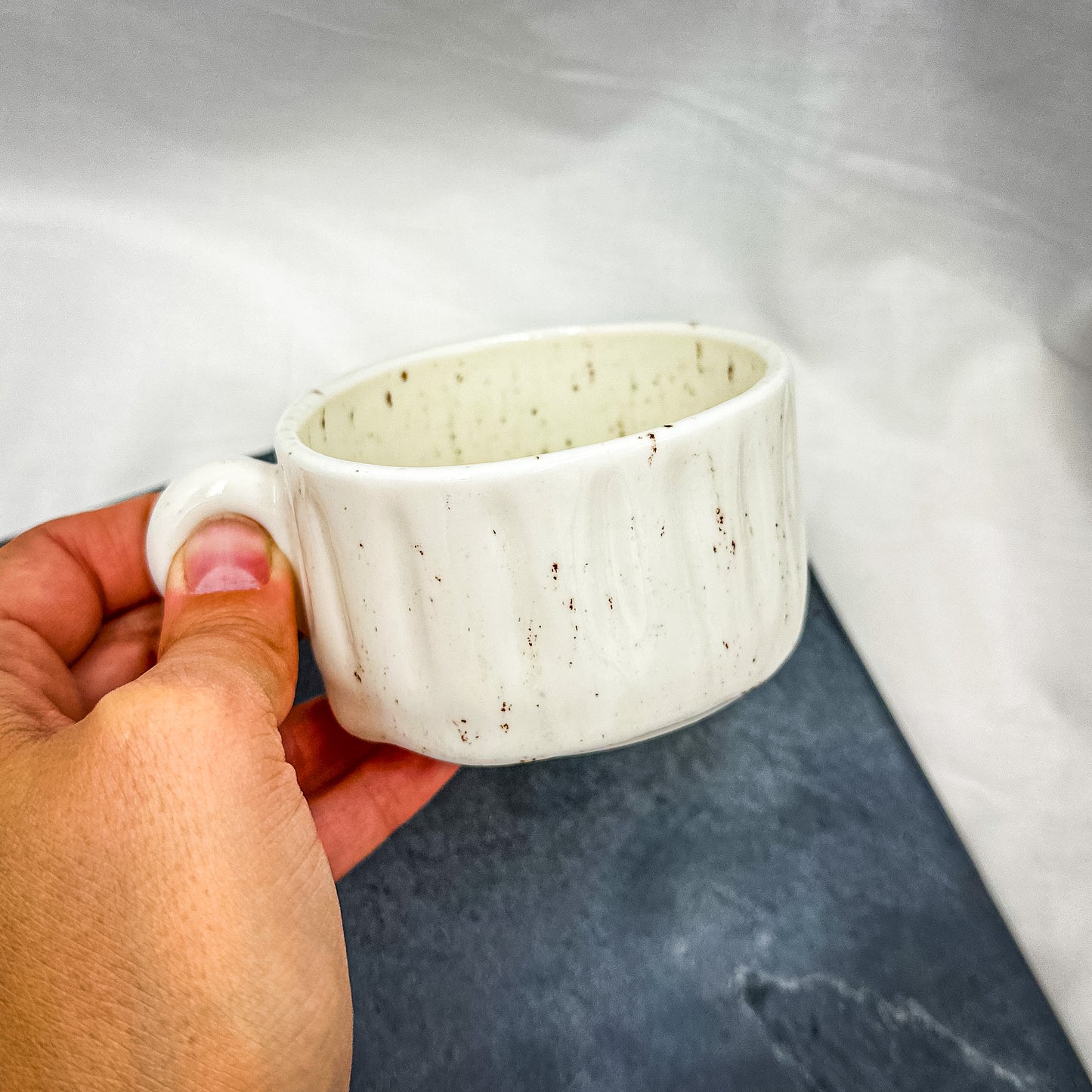 Porcelain coffee/ tea mug M