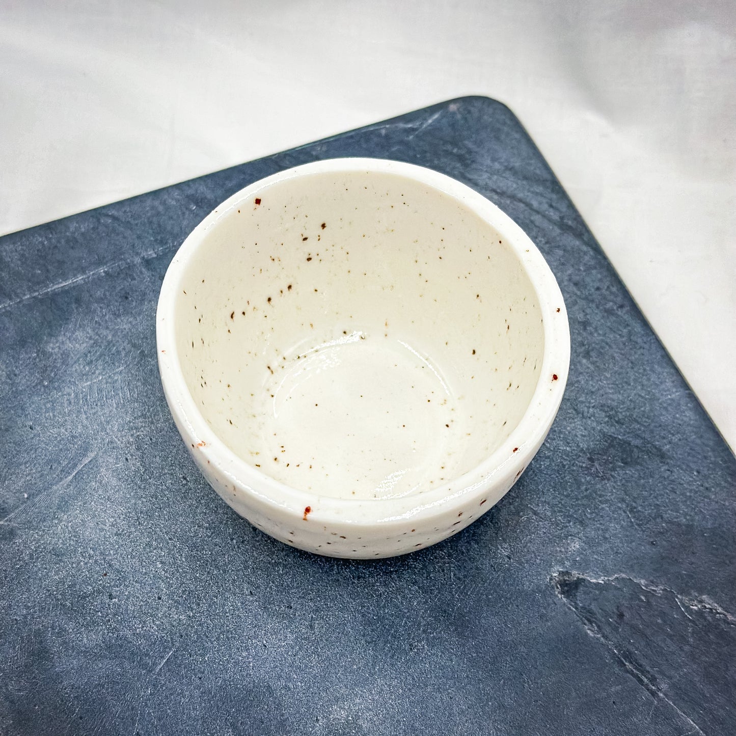 Porcelain sauce bowl