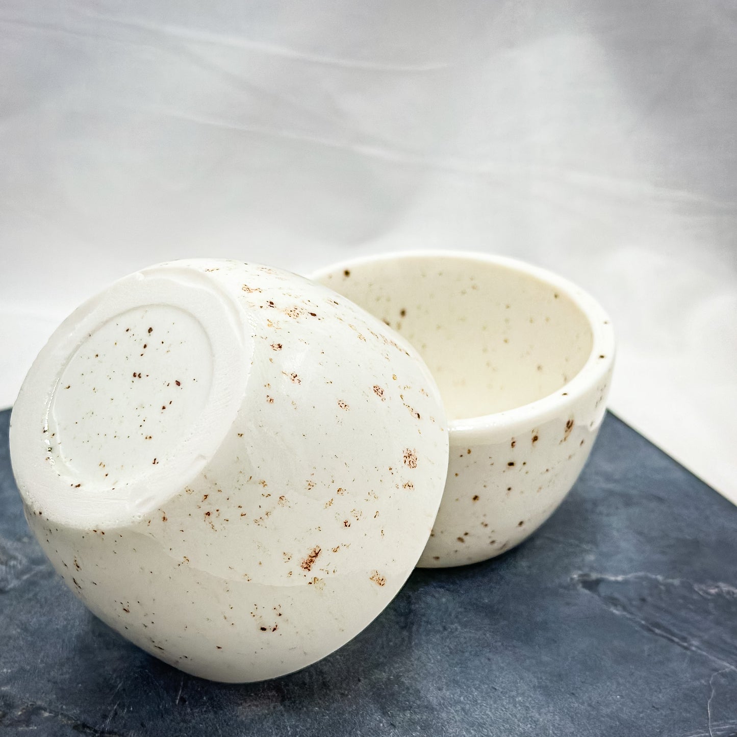 Porcelain sauce bowl