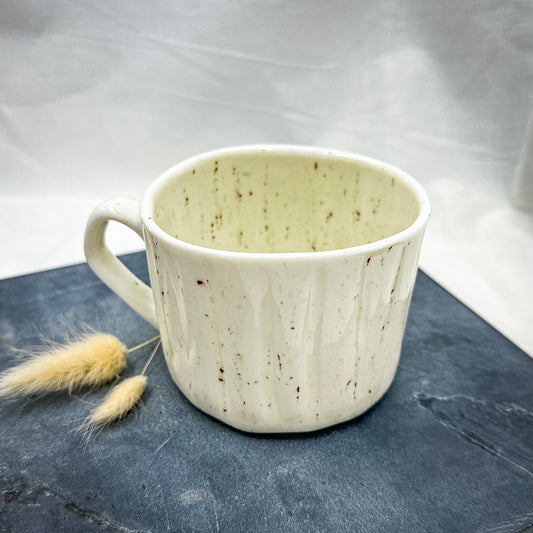 Porcelain coffee/ tea mug L