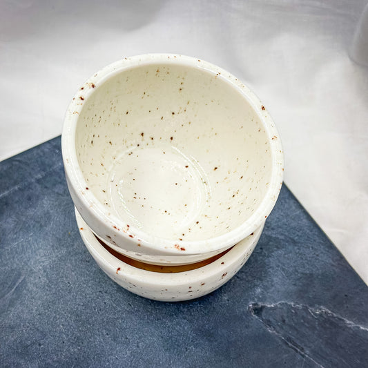 Porcelain sauce bowl