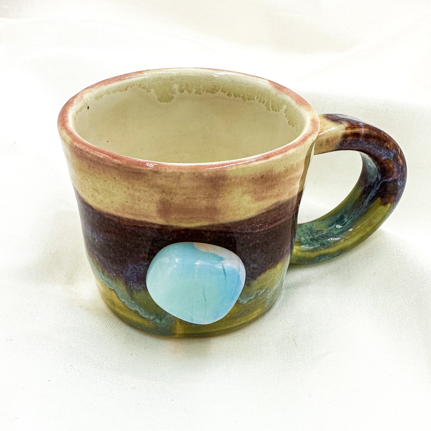 Magic mug with natural opalite crystal